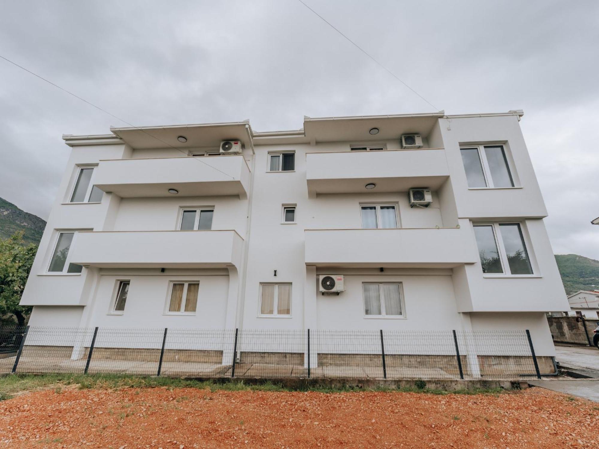 Apartments Milivojevic Bar Dış mekan fotoğraf