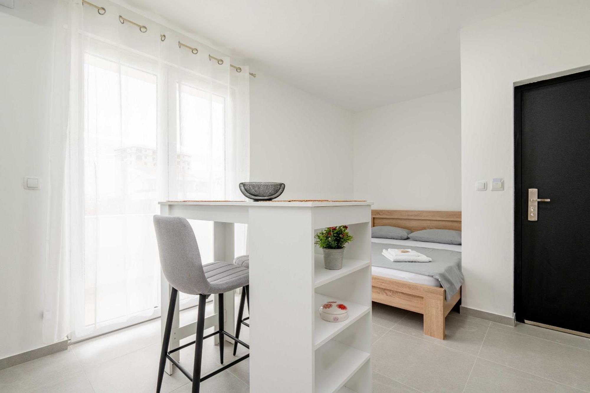 Apartments Milivojevic Bar Dış mekan fotoğraf